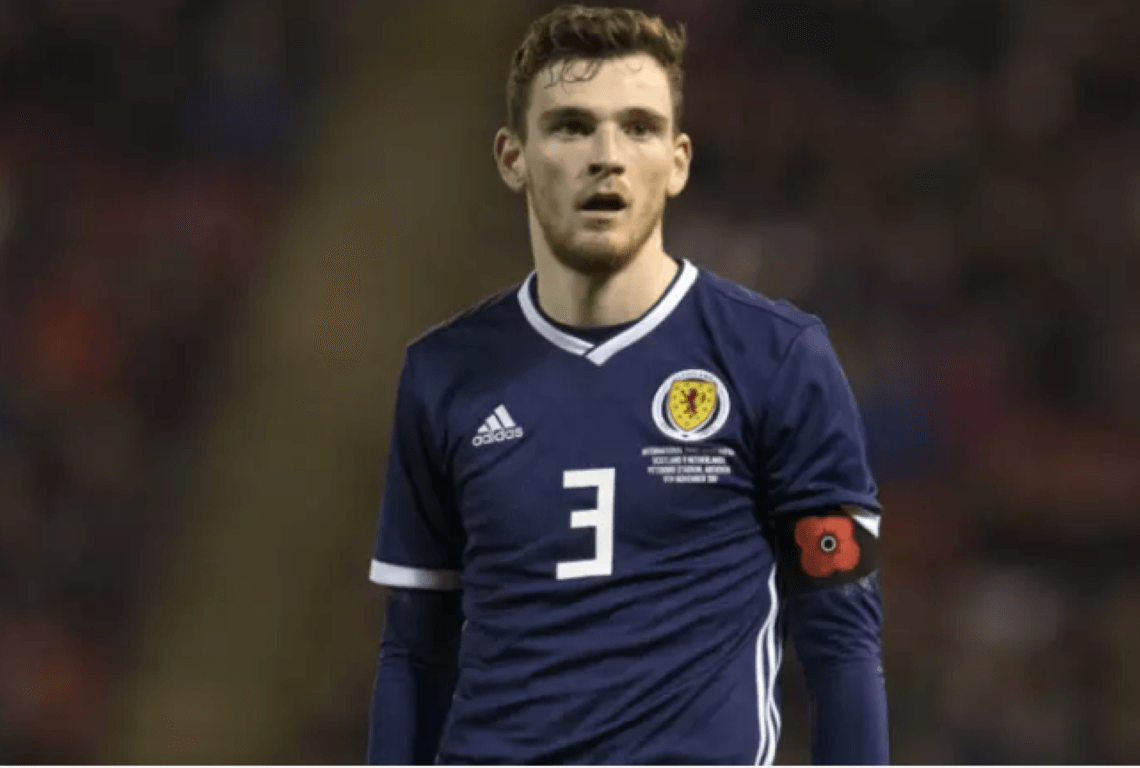 Andrew Robertson como capitão da Escócia Andrew Robertson e Kompany