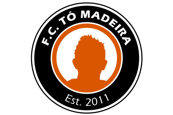 O emblema do FC Tó Madeira, fundado em Londres em 2011